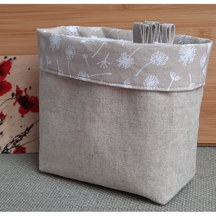 PANIERE ET LOT DE LINGETTES