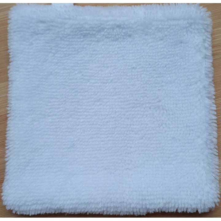 PANIERE ET LOT DE LINGETTES
