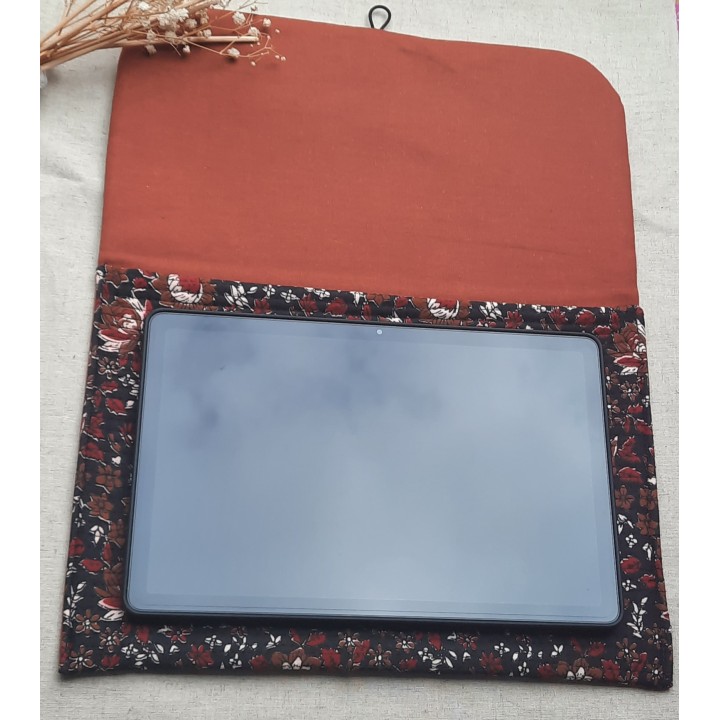 Housse matelassée pour tablette ou livre