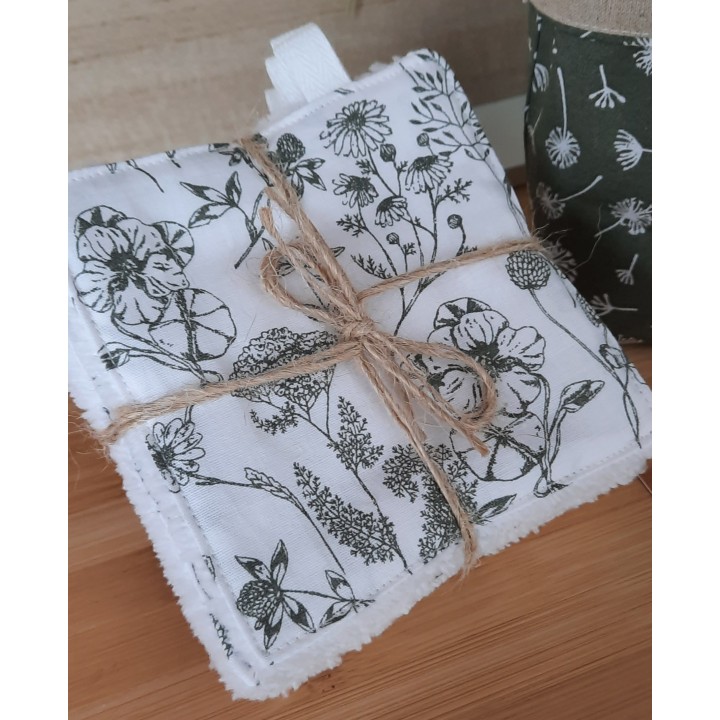 PANIERE ET LOT DE LINGETTES