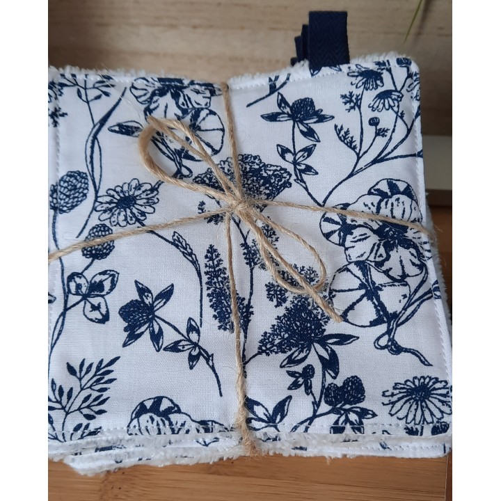 PANIERE ET LOT DE LINGETTES