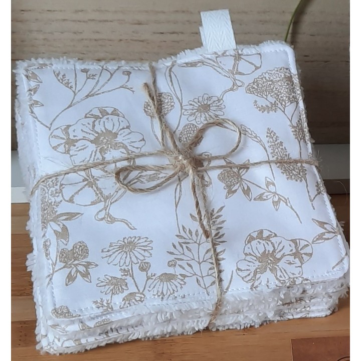 PANIERE ET LOT DE LINGETTES